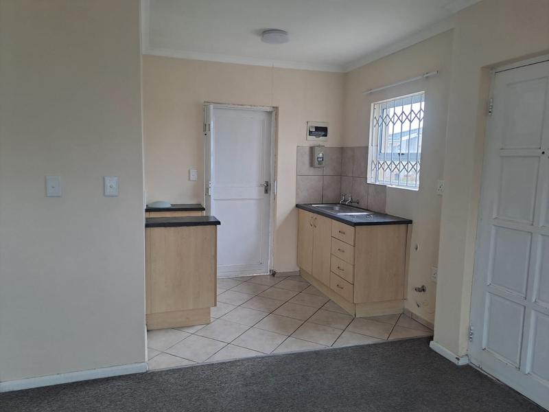 2 Bedroom Property for Sale in Gaylee Western Cape